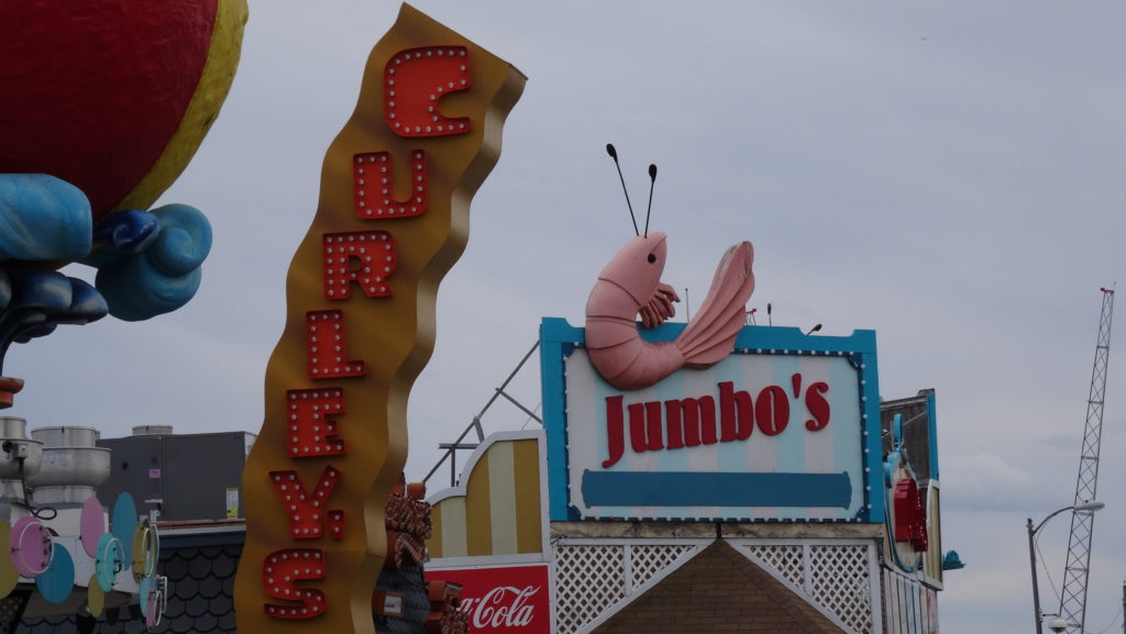 Curley's Fries & Jumbo's Wildwood Boardwalk in December
